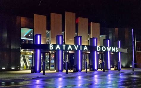 Hotels near batavia downs casino  Have the time of your life with over 800 of the hottest and most in-demand games, as well as